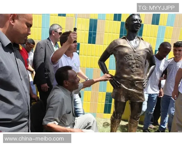 世界各地足球球星雕像的分布与历史背景探寻